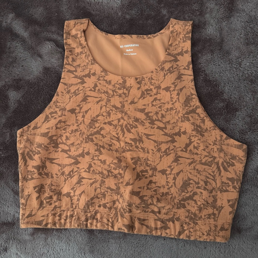 REI - Orange Crop Top Raceback, Medium, no lining